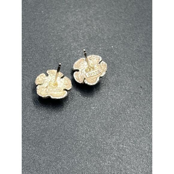 BY 925 Signed Sterling Silver Etched Rose Diamond Cut Flower Stud Earrings - Picture 12 of 13